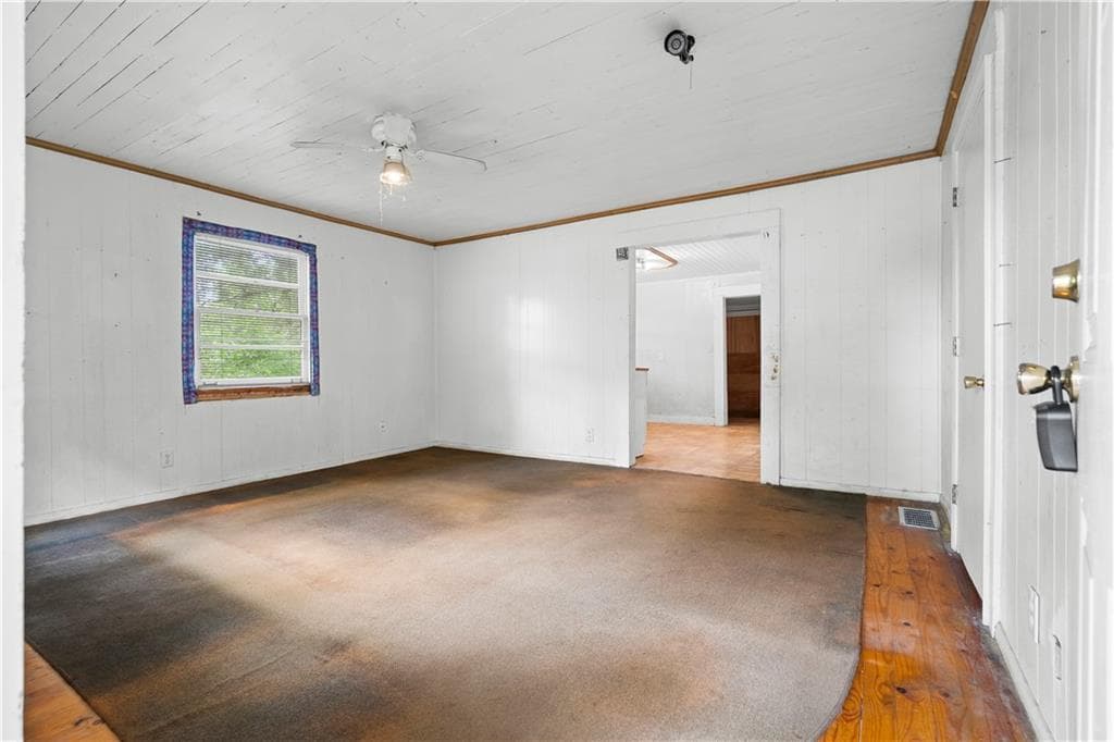 3 bedroom, 1 bathroom, 1,142 sq ft single family residence for sale at 710 Murphey Street, Decatur, GA 30079 — photo 2