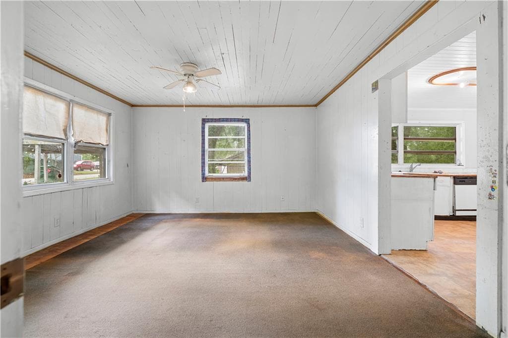 3 bedroom, 1 bathroom, 1,142 sq ft single family residence for sale at 710 Murphey Street, Decatur, GA 30079 — photo 4