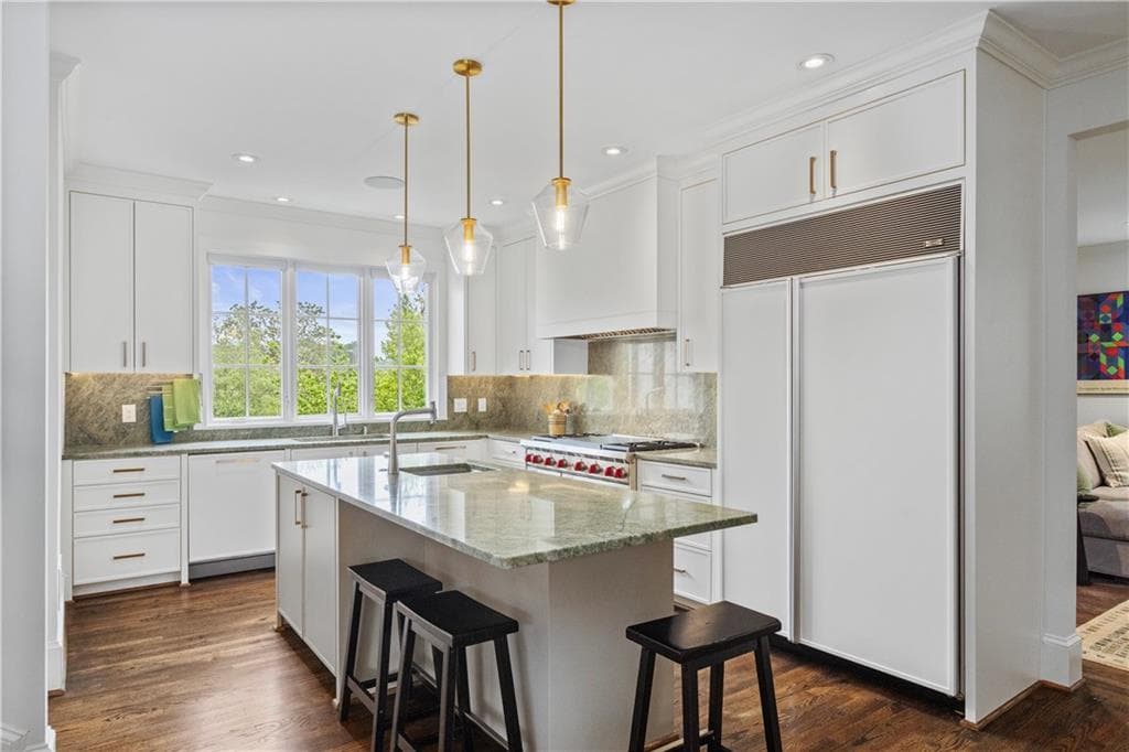 6 bedroom, 6 bathroom, 5,488 sq ft single family residence for sale at 219 Little John Trail, Atlanta, GA 30309 — photo 10