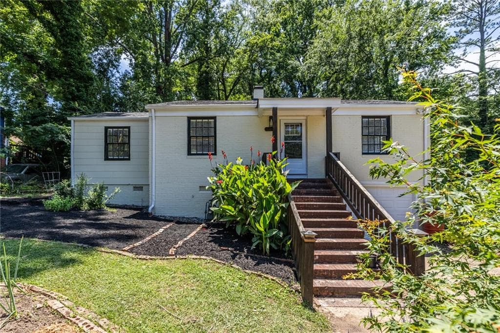 3 bedroom, 2 bathroom, 1,181 sq ft single family residence for sale at 1909 Lisbon Drive, Atlanta, GA 30310