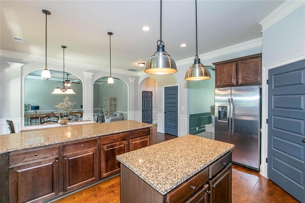 4 bedroom, 3 bathroom, 3,296 sq ft single family residence under contract at 49 Bay Crest Court, Loganville, GA 30052 — photo 7