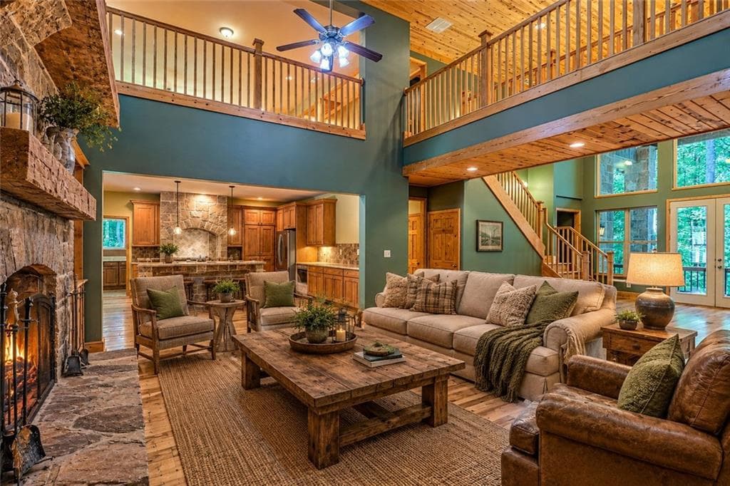 6 bedroom, 4 bathroom, 7,264 sq ft single family residence for sale at 876 WHITETAIL Trail, Clayton, GA 30525 — photo 3