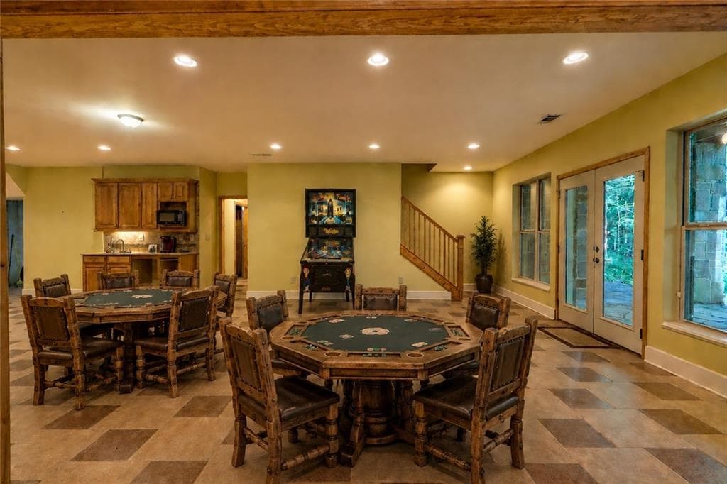 6 bedroom, 4 bathroom, 7,264 sq ft single family residence for sale at 876 WHITETAIL Trail, Clayton, GA 30525 — photo 10