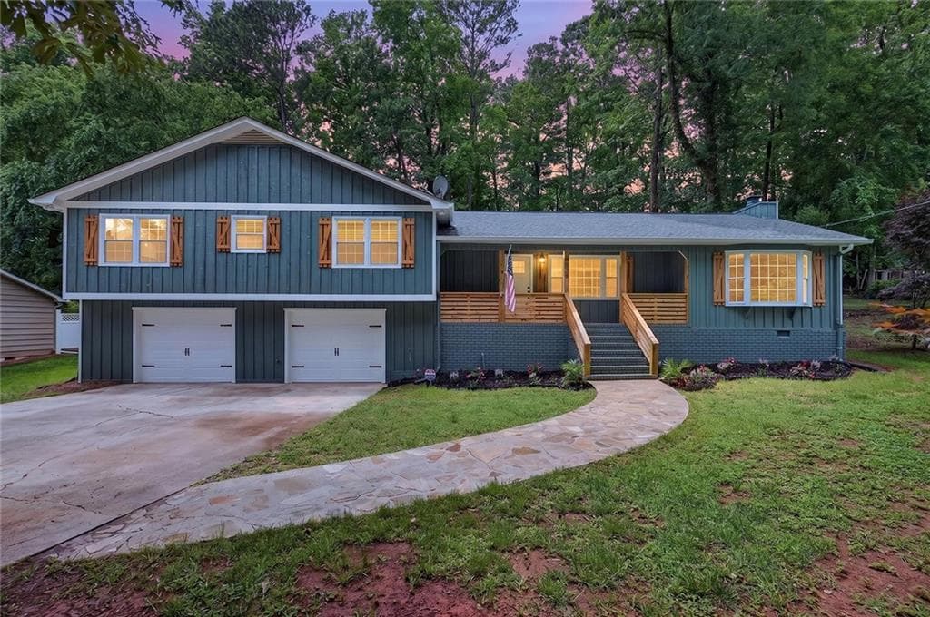 4 bedroom, 3 bathroom, 2,208 sq ft single family residence sold at 3029 Meadow Drive, Marietta, GA 30062