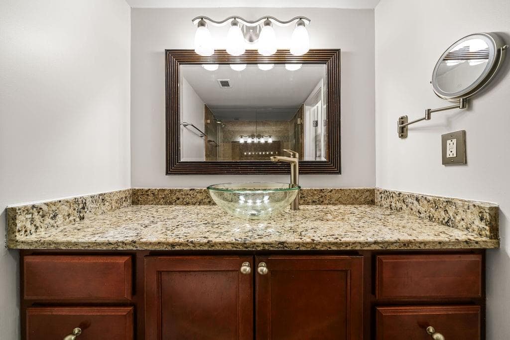 1 bedroom, 1 bathroom, 543 sq ft condominium for sale at 2870 Pharr Court South 203, Atlanta, GA 30305 — photo 8