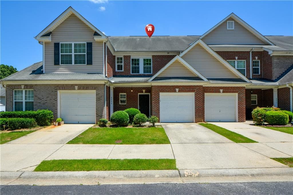 2 bedroom, 3 bathroom, 1,590 sq ft townhouse for sale at 2555 Flat Shoals Road 2008, Atlanta, GA 30349 — photo 3
