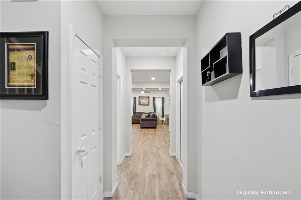 2 bedroom, 3 bathroom, 1,590 sq ft townhouse for sale at 2555 Flat Shoals Road 2008, Atlanta, GA 30349 — photo 4