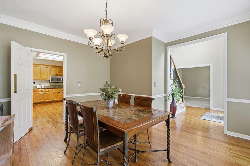 5 bedroom, 4 bathroom, 2,926 sq ft single family residence under contract at 381 Ashbourne Trail, Lawrenceville, GA 30043 — photo 8