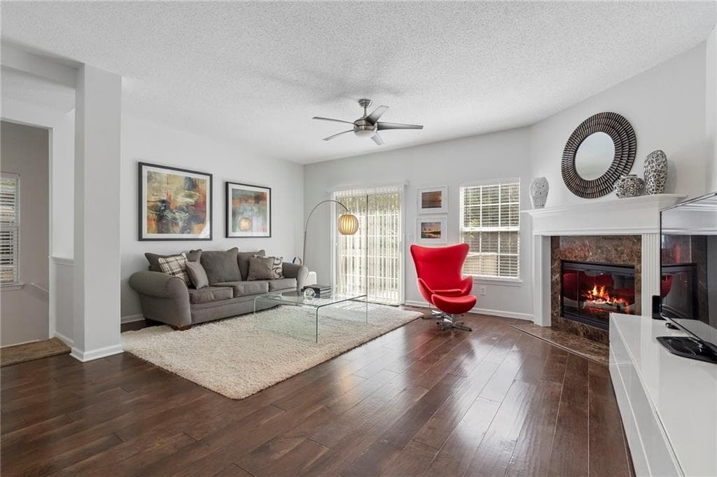 3 bedroom, 4 bathroom, 1,781 sq ft townhouse for sale at 373 Heritage Park Trace 4, Kennesaw, GA 30144 — photo 4