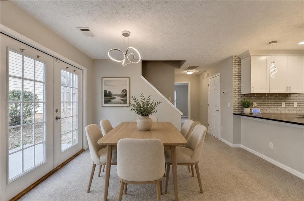 2 bedroom, 3 bathroom, 1,302 sq ft single family residence under contract at 2385 Keenland Court, Cumming, GA 30040 — photo 7