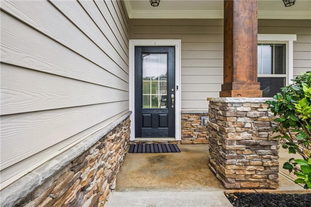 3 bedroom, 2 bathroom, 2,149 sq ft single family residence for sale at 3665 Summerpoint Crossing, Cumming, GA 30028 — photo 2