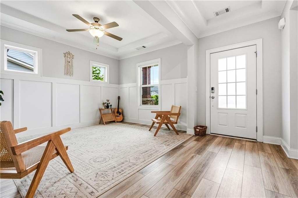 3 bedroom, 2 bathroom, 2,149 sq ft single family residence for sale at 3665 Summerpoint Crossing, Cumming, GA 30028 — photo 10