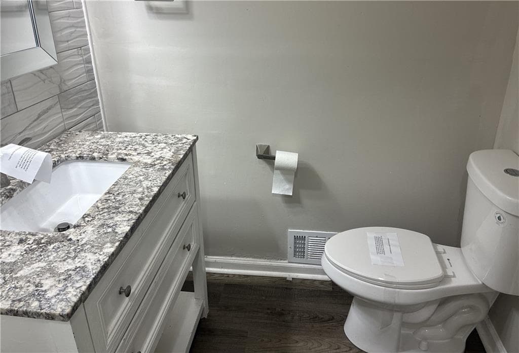 4 bedroom, 3 bathroom, 2,384 sq ft single family residence for sale at 3745 Londonderry Court, Lithonia, GA 30038 — photo 9