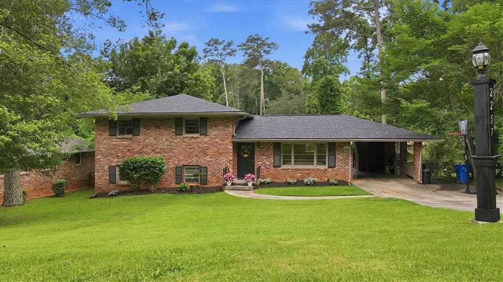 4 bedroom, 2 bathroom, 1,981 sq ft single family residence sold at 2257 Colleen Court, Decatur, GA 30032