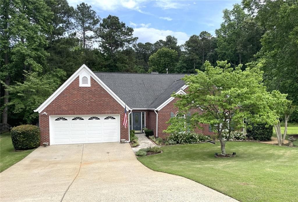 4 bedroom, 2 bathroom, 2,676 sq ft single family residence sold at 4605 Cantle Court, Acworth, GA 30101