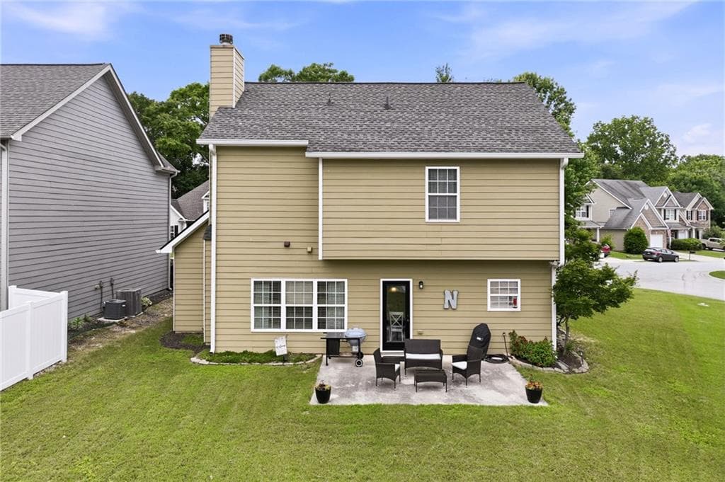 3 bedroom, 3 bathroom, 1,885 sq ft single family residence for sale at 7022 Grand Hickory Drive, Braselton, GA 30517 — photo 8