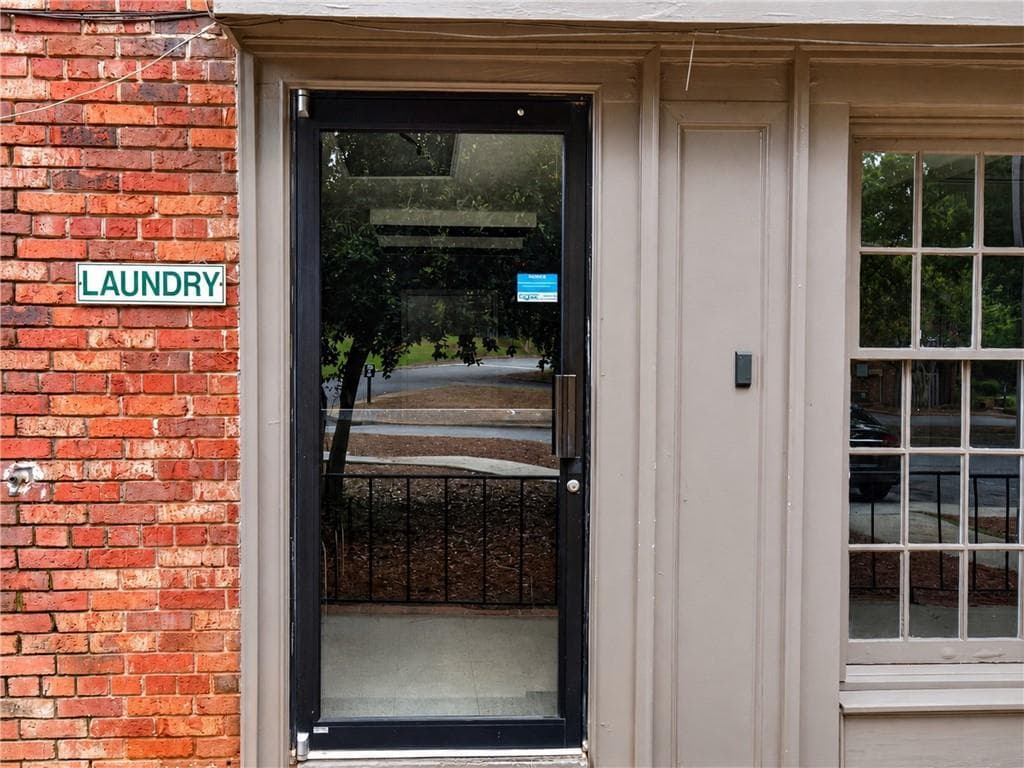1 bedroom, 1 bathroom, 1,000 sq ft condominium for sale at 3091 Colonial Way H4, Atlanta, GA 30341 — photo 10
