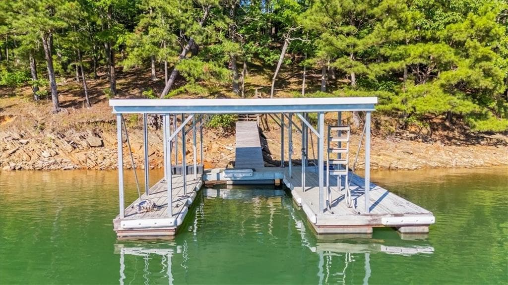 4 bedroom, 4 bathroom, 5,391 sq ft single family residence for sale at 5535 Hidden Harbor Drive, Gainesville, GA 30504 — photo 5