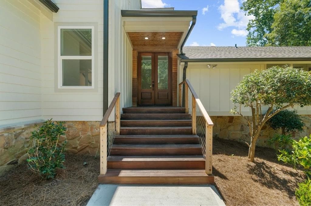 4 bedroom, 4 bathroom, 5,391 sq ft single family residence for sale at 5535 Hidden Harbor Drive, Gainesville, GA 30504 — photo 8