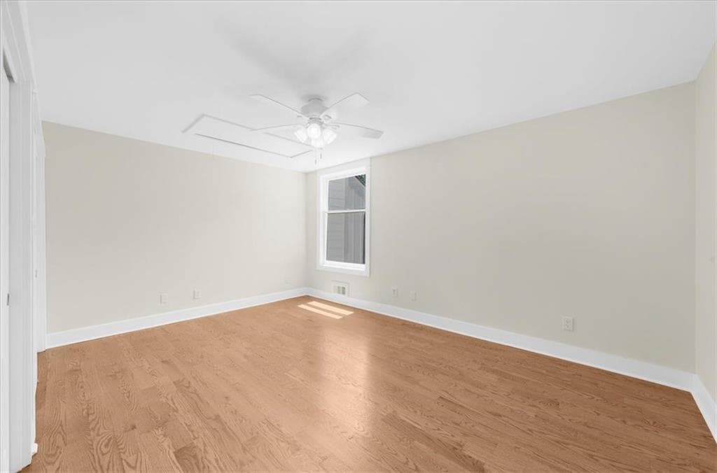 4 bedroom, 4 bathroom, 5,391 sq ft single family residence for sale at 5535 Hidden Harbor Drive, Gainesville, GA 30504 — photo 10