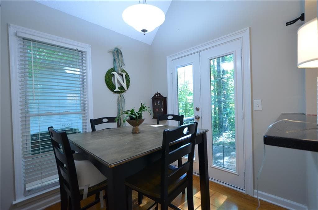 3 bedroom, 3 bathroom, 1,442 sq ft single family residence under contract at 3206 Country Walk Drive, Powder Springs, GA 30127 — photo 10