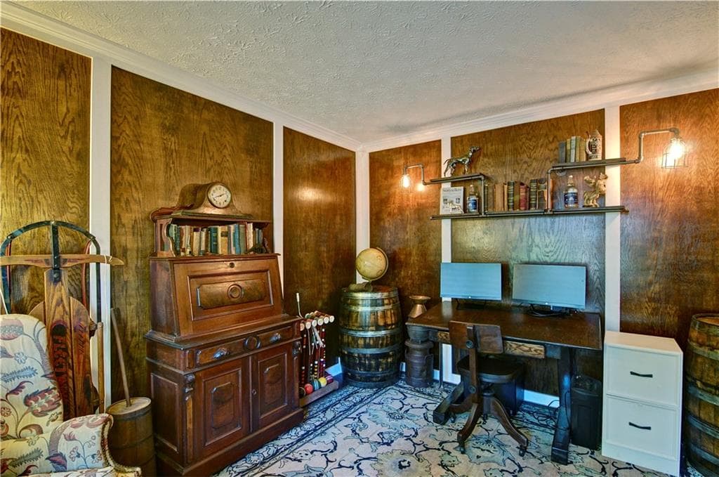 3 bedroom, 3 bathroom, 2,128 sq ft single family residence for sale at 8004 Huntcliff Road, Woodstock, GA 30189 — photo 6
