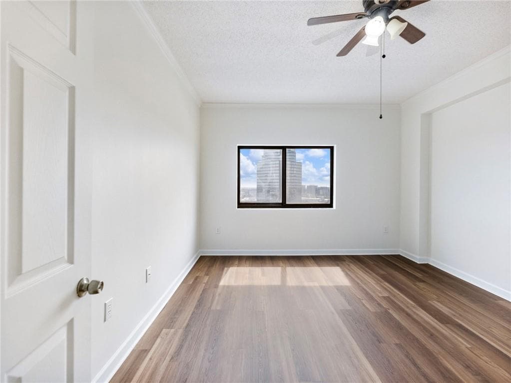 1 bedroom, 1 bathroom, 941 sq ft condominium for sale at 795 Hammond Drive 2203, Atlanta, GA 30328 — photo 7