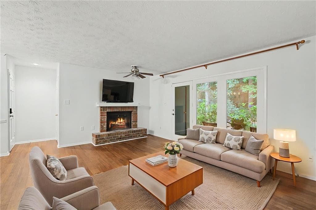 2 bedroom, 1 bathroom, 1,045 sq ft condominium for sale at 908 Tuxworth Circle, Decatur, GA 30033 — photo 8