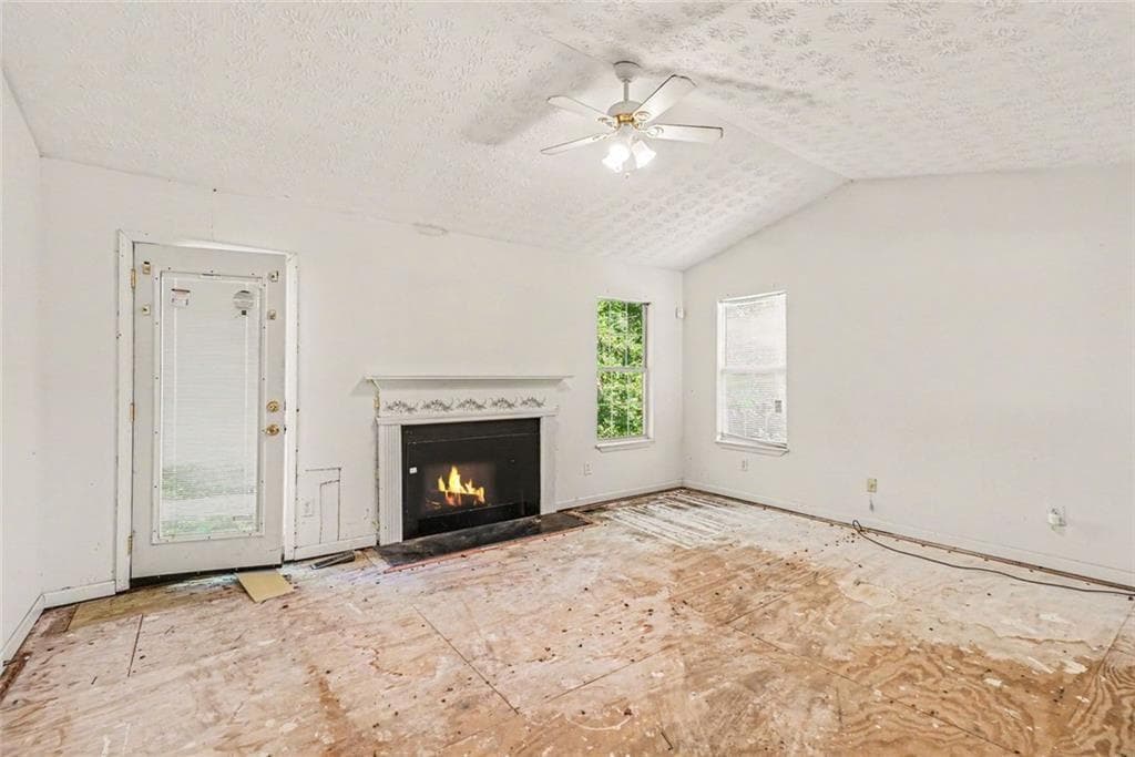 3 bedroom, 2 bathroom, 1,832 sq ft single family residence under contract at 7115 Hillcrest Chase Drive, Austell, GA 30168 — photo 5