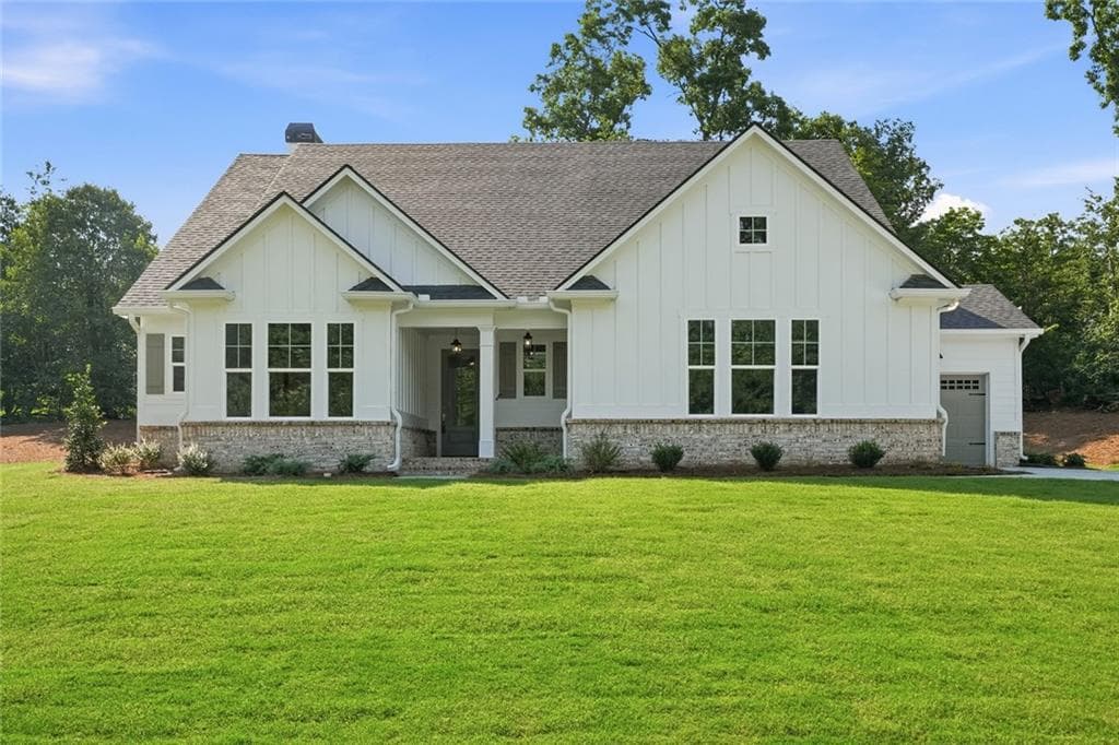 4 bedroom, 4 bathroom, 2,641 sq ft single family residence for sale at 618 Sweetgrass Drive, Demorest, GA 30535