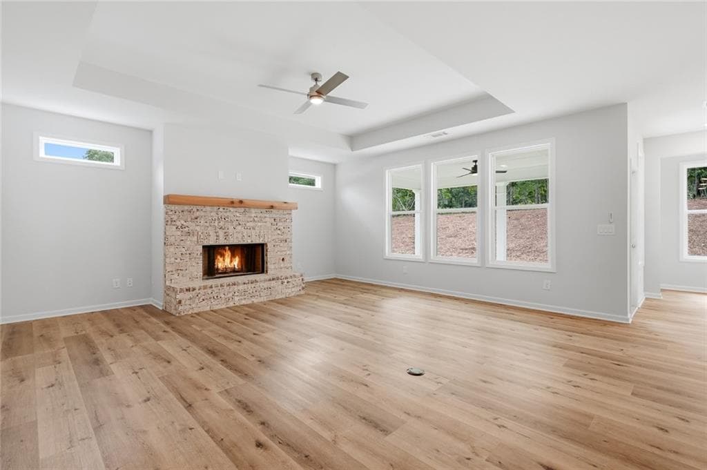 4 bedroom, 4 bathroom, 2,641 sq ft single family residence for sale at 618 Sweetgrass Drive, Demorest, GA 30535 — photo 8