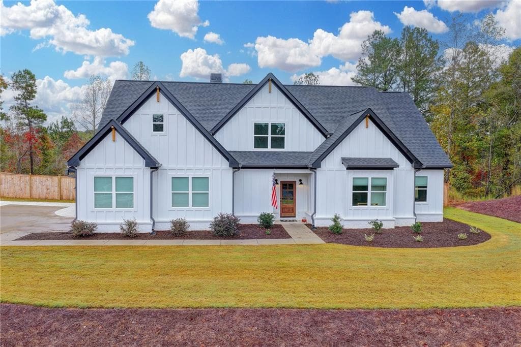 4 bedroom, 4 bathroom, 2,859 sq ft single family residence for sale at 612 Walker Court, Canton, GA 30115 — photo 2