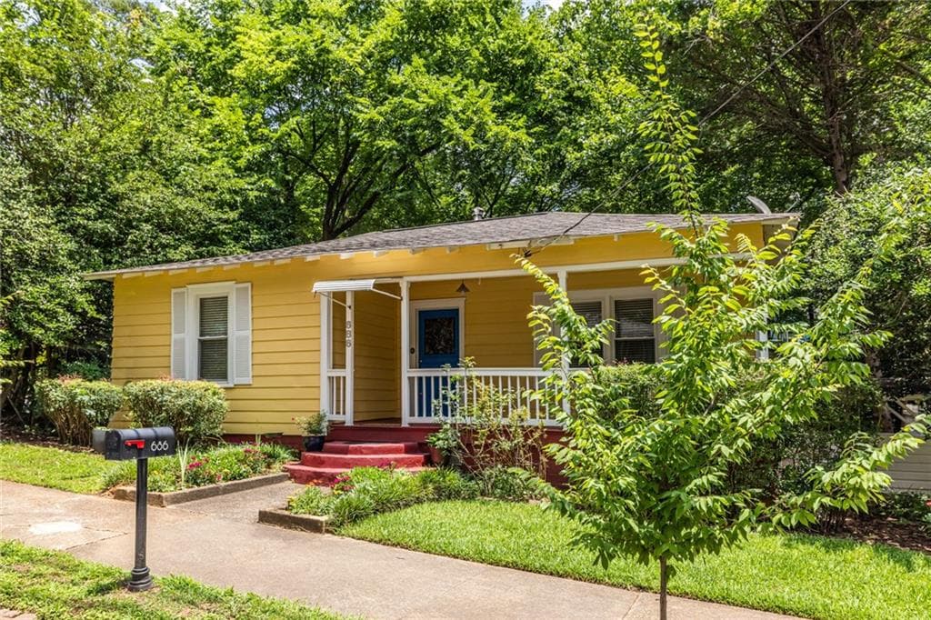 2 bedroom, 2 bathroom, 1,115 sq ft single family residence sold at 686 Vernon Avenue, Atlanta, GA 30316
