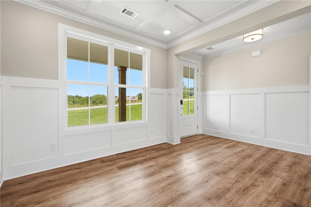 3 bedroom, 3 bathroom, 2,266 sq ft single family residence for sale at 355 Sweetgrass Drive, Demorest, GA 30535 — photo 4