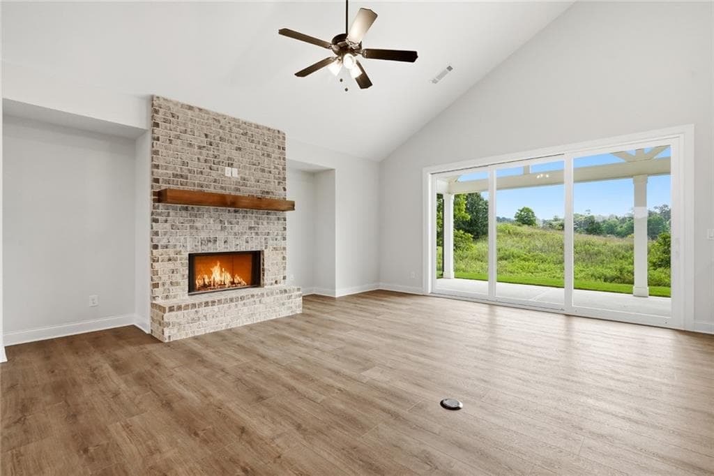 3 bedroom, 3 bathroom, 2,266 sq ft single family residence for sale at 355 Sweetgrass Drive, Demorest, GA 30535 — photo 7