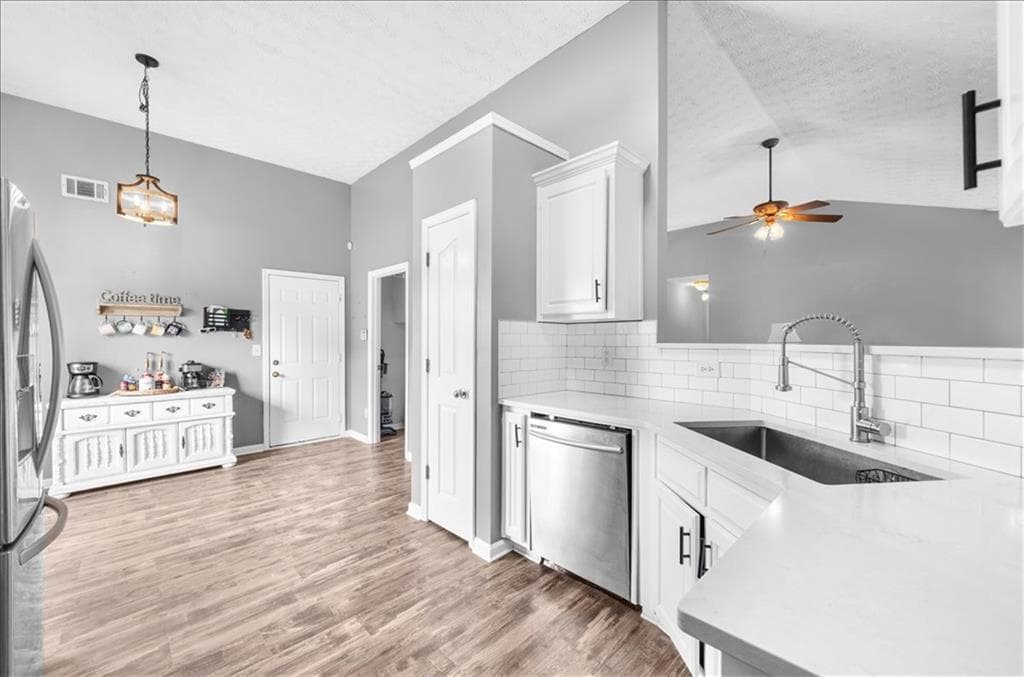 3 bedroom, 2 bathroom, 1,673 sq ft single family residence under contract at 95 Bailey Drive, Jefferson, GA 30549 — photo 7