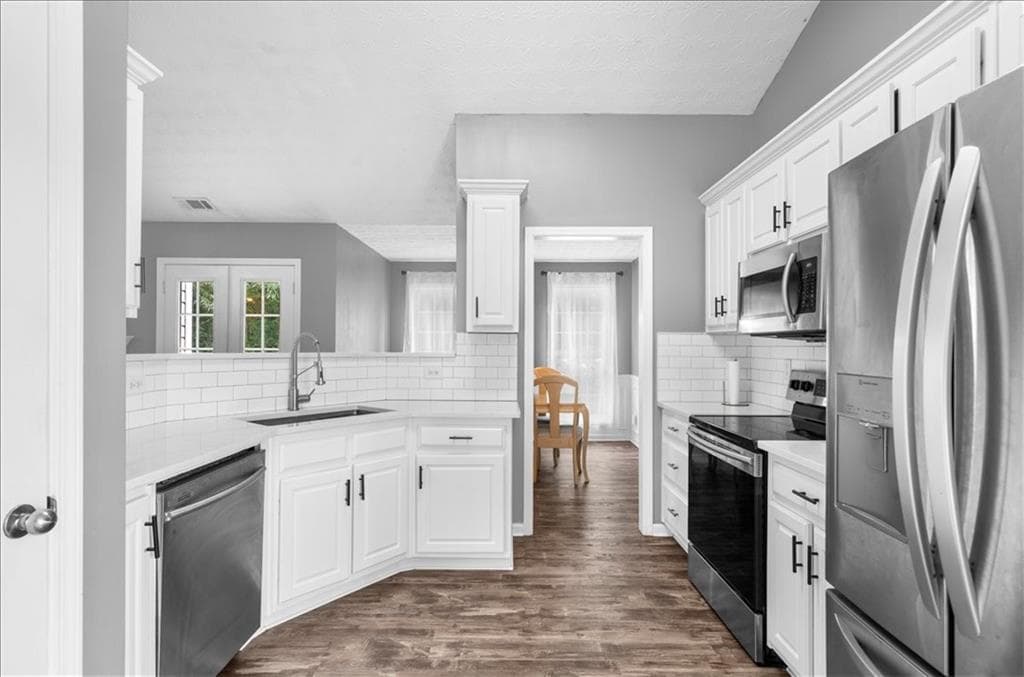 3 bedroom, 2 bathroom, 1,673 sq ft single family residence under contract at 95 Bailey Drive, Jefferson, GA 30549 — photo 9