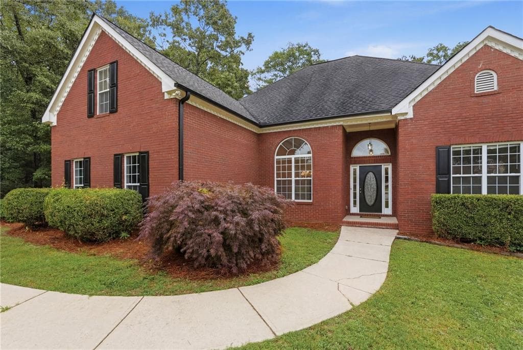 3 bedroom, 2 bathroom, 2,349 sq ft single family residence for sale at 95 Old Hickory Lane, Oxford, GA 30054 — photo 7