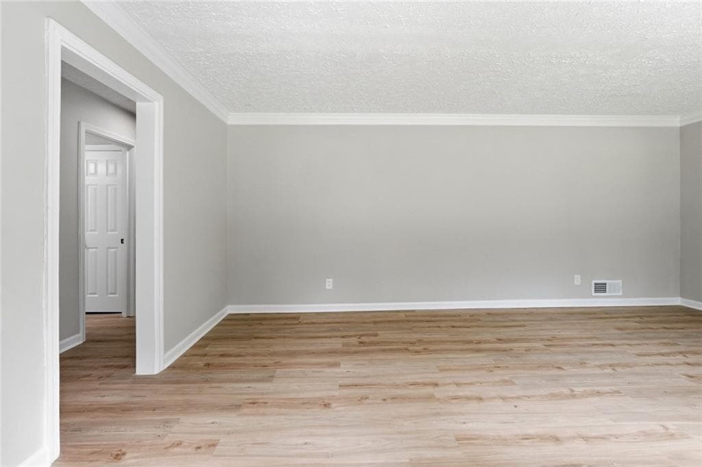 3 bedroom, 2 bathroom, 1,288 sq ft single family residence under contract at 3243 Ardley Road, Atlanta, GA 30311 — photo 3