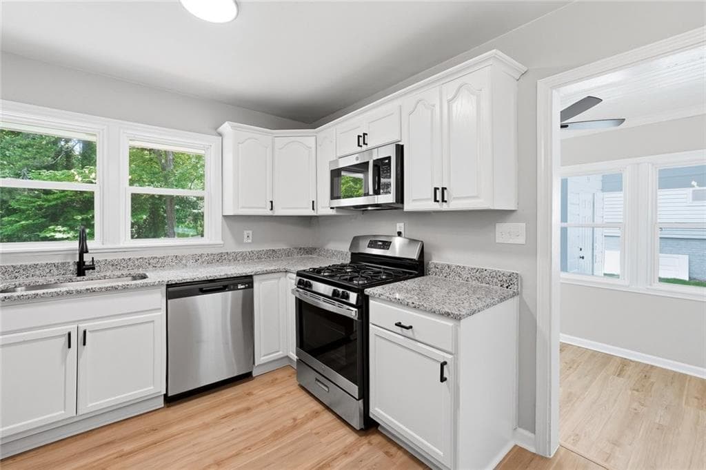 3 bedroom, 2 bathroom, 1,288 sq ft single family residence under contract at 3243 Ardley Road, Atlanta, GA 30311 — photo 10