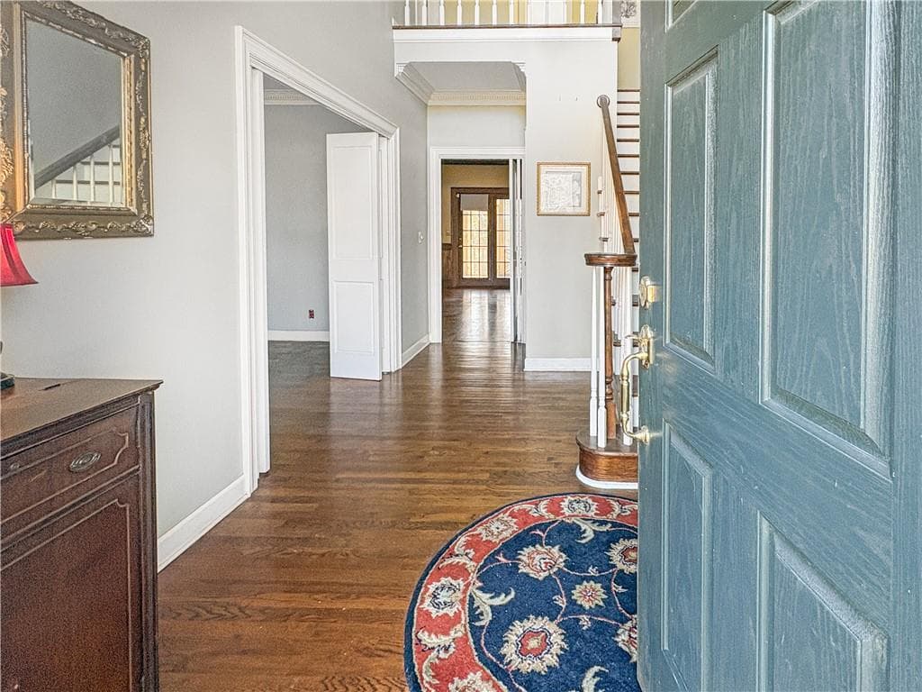 4 bedroom, 5 bathroom, 3,268 sq ft single family residence under contract at 118 Ashford Park, Macon, GA 31210 — photo 6
