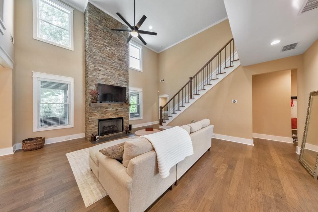 4 bedroom, 3 bathroom, 2,884 sq ft single family residence under contract at 1016 Irwin Tree Farms, Marietta, GA 30064 — photo 4