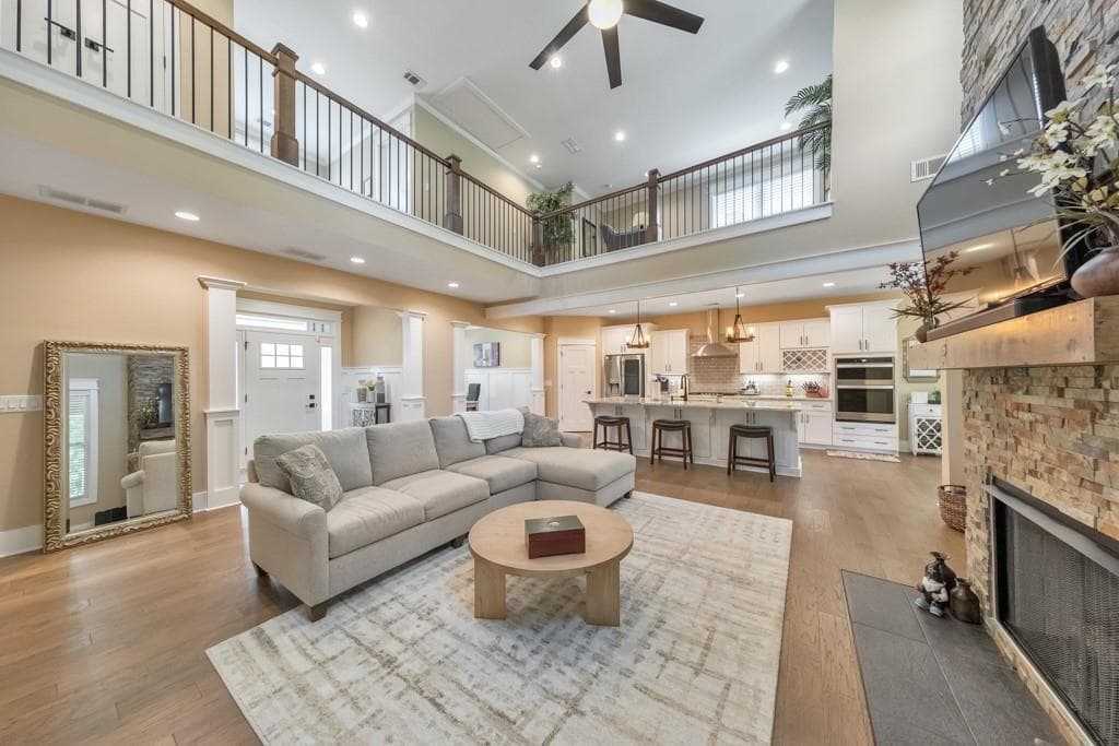 4 bedroom, 3 bathroom, 2,884 sq ft single family residence under contract at 1016 Irwin Tree Farms, Marietta, GA 30064 — photo 6