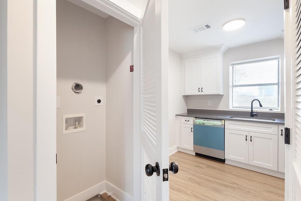 2 bedroom, 1 bathroom, 6,000 sq ft apartment for rent at 396 Linden Avenue 202, Atlanta, GA 30308 for $2,300 a month — photo 8