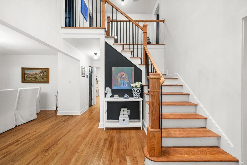 3 bedroom, 3 bathroom, 2,704 sq ft single family residence for sale at 4211 Gladney Drive, Atlanta, GA 30340 — photo 4