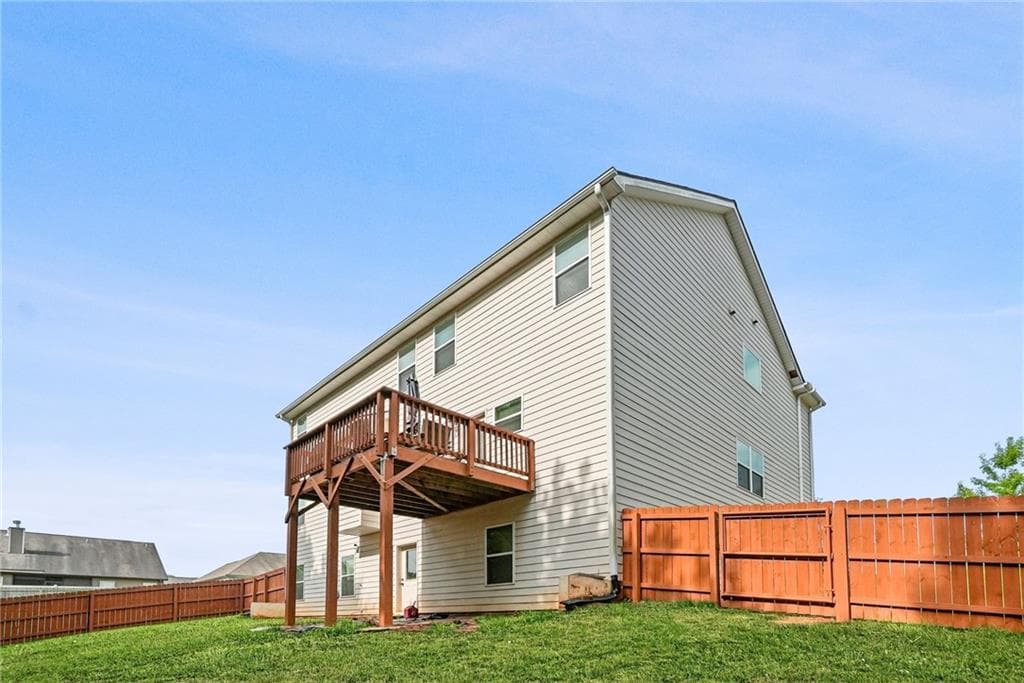5 bedroom, 3 bathroom, 2,877 sq ft single family residence for sale at 408 Rio Dell Court, Locust Grove, GA 30248 — photo 8