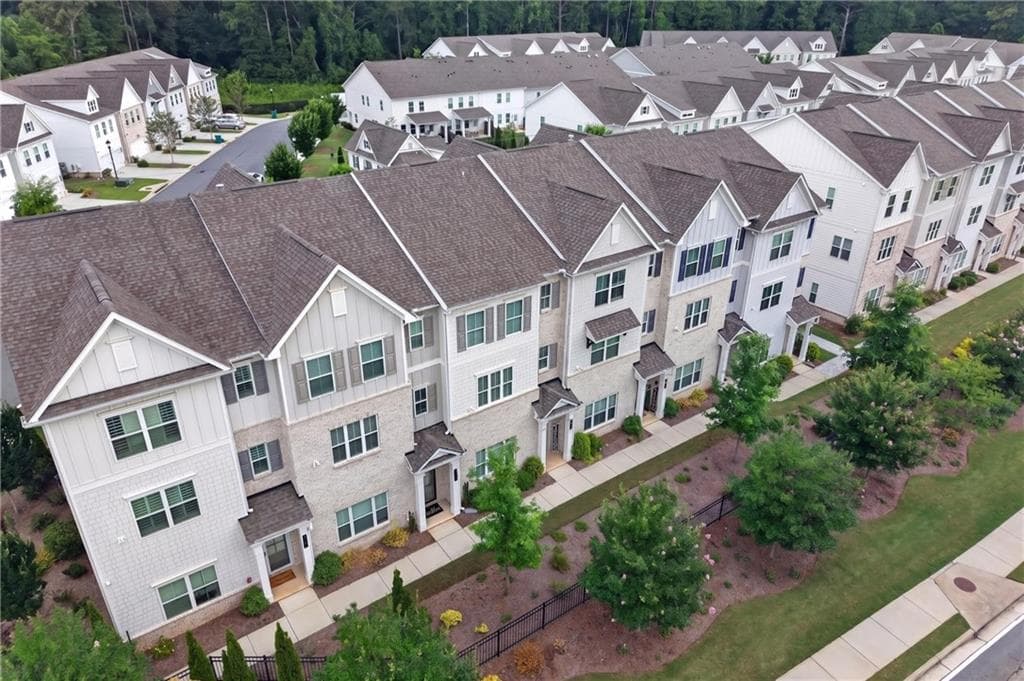 3 bedroom, 4 bathroom, 2,140 sq ft townhouse for sale at 1708 Evenstad Way, Smyrna, GA 30080 — photo 4