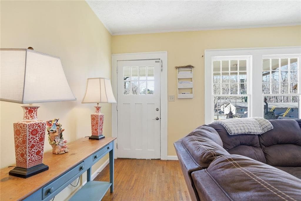 4 bedroom, 2 bathroom, 1,734 sq ft single family residence for sale at 233 Georgianna Street, Jasper, GA 30143 — photo 5