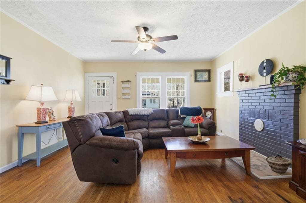 4 bedroom, 2 bathroom, 1,734 sq ft single family residence for sale at 233 Georgianna Street, Jasper, GA 30143 — photo 8