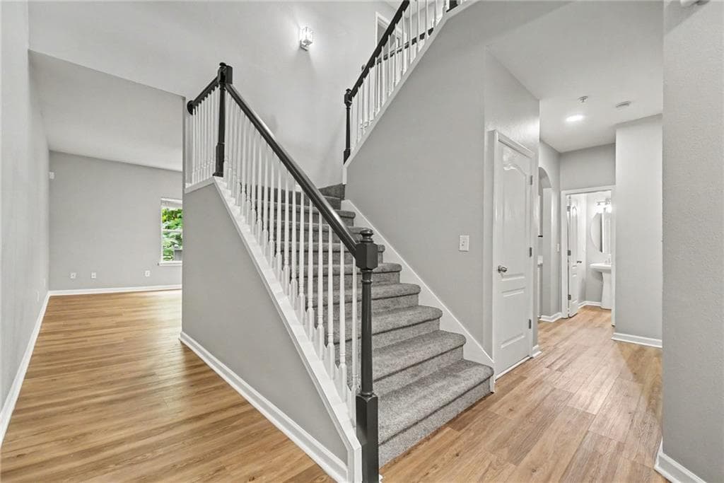 3 bedroom, 3 bathroom, 1,982 sq ft single family residence for sale at 208 Ranier Court, Canton, GA 30114 — photo 10